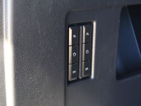 Used 2023 Ford Expedition Platinum image 26