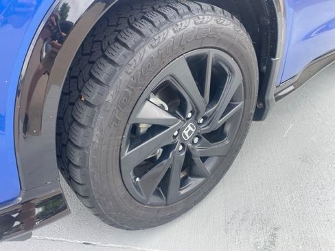 Used 2021 Honda HR-V Sport image 2