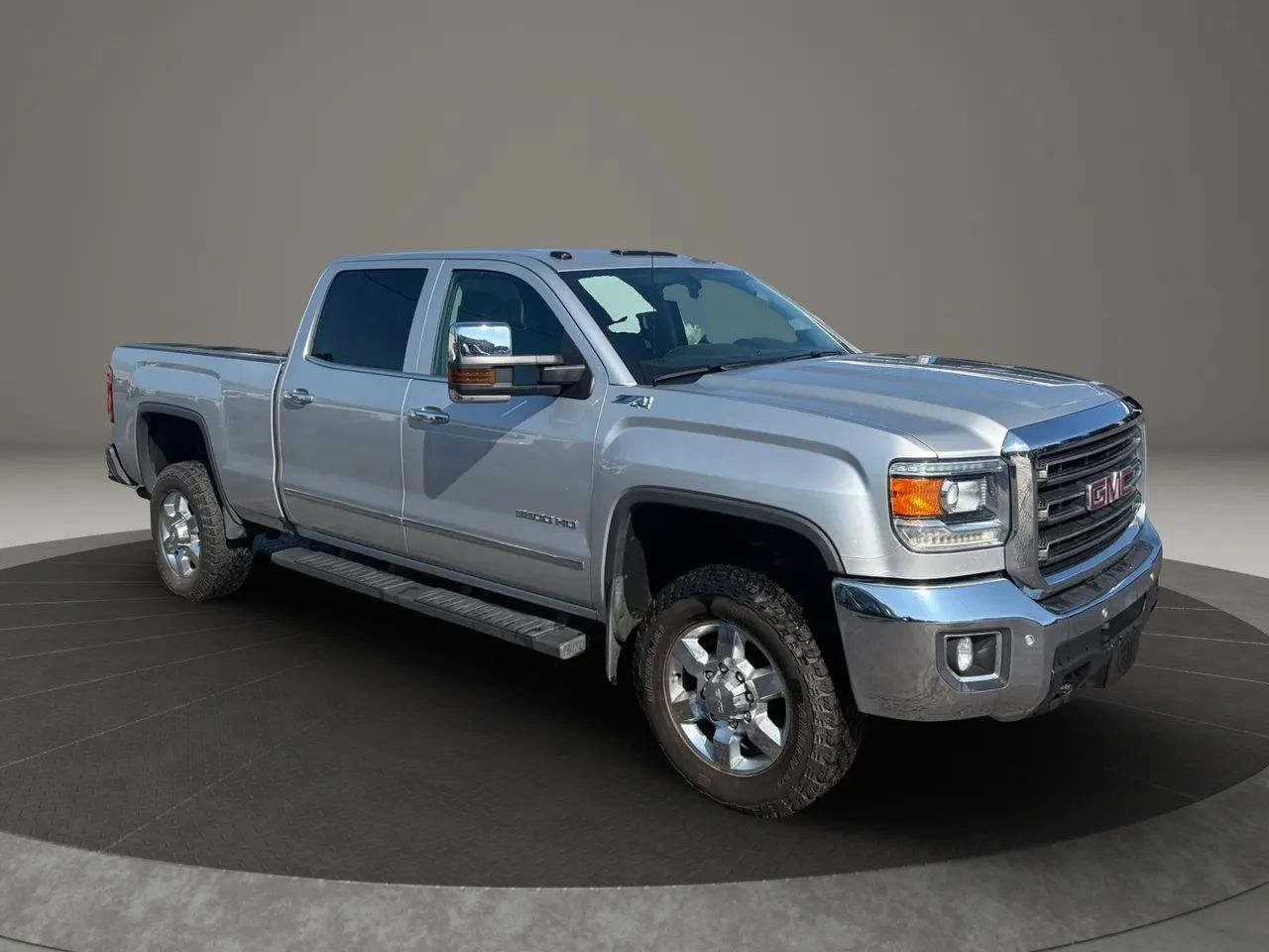 Used 2017 GMC Sierra 3500 SLT w/ Snow Plow Prep Package AWD/4WD image 7