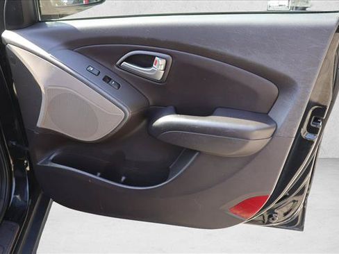 Used 2013 Hyundai Tucson GLS FWD image 28