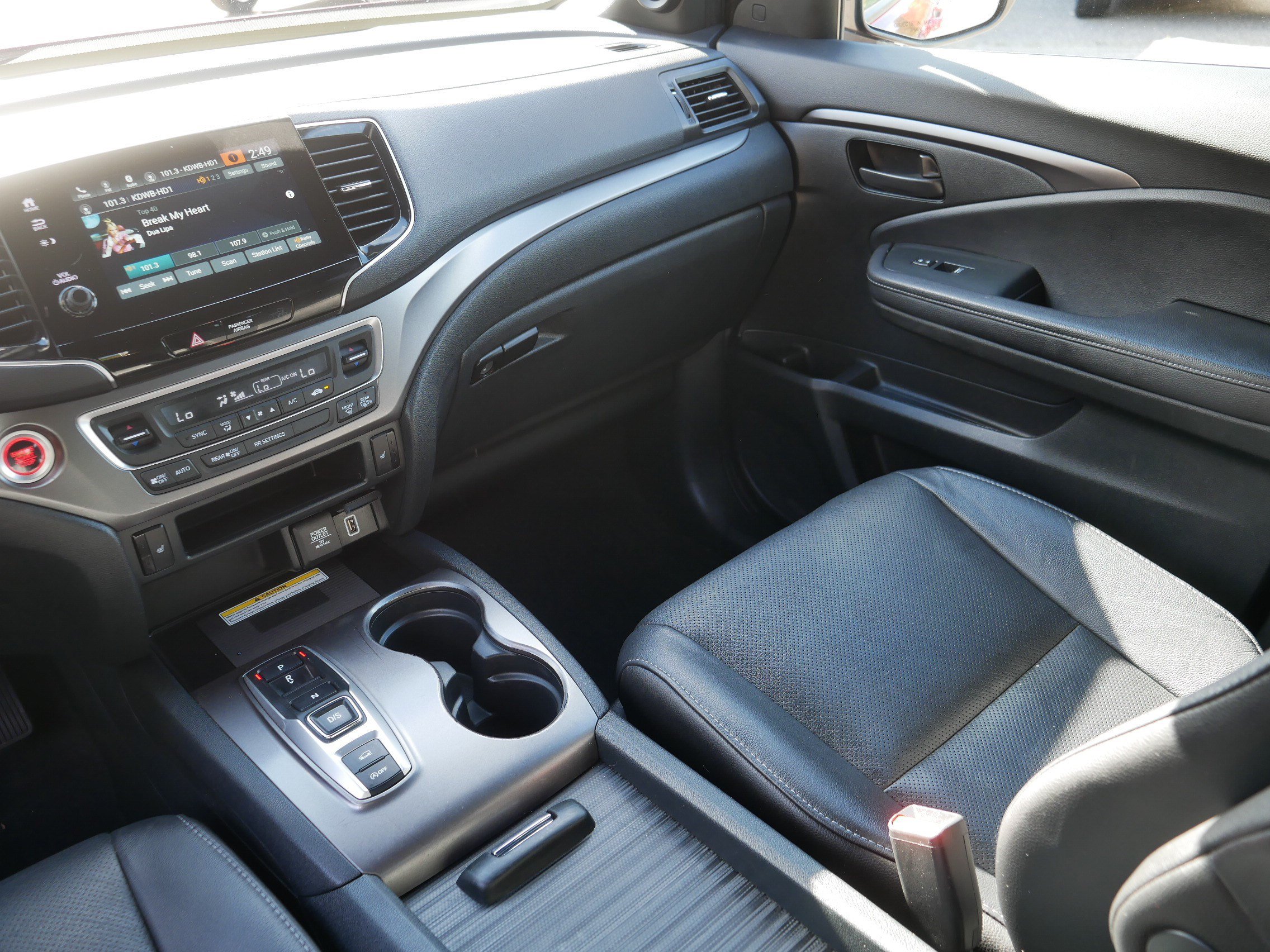 Used 2023 Honda Passport EX-L image 11