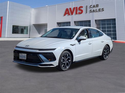 Used 2025 Hyundai Sonata SEL image 1