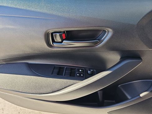 Used 2024 Toyota Corolla LE image 32