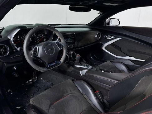 Used 2018 Chevrolet Camaro ZL1 RWD image 42