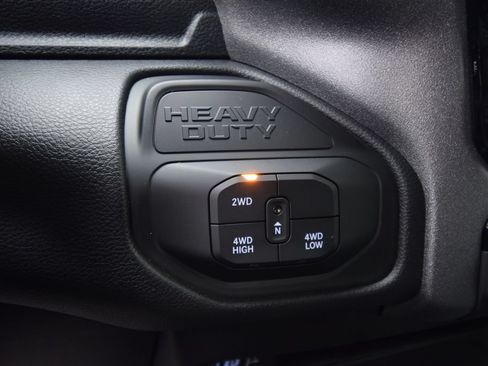 New 2026 RAM 5500 Tradesman w/ Chrome Appearance Group AWD/4WD image 39