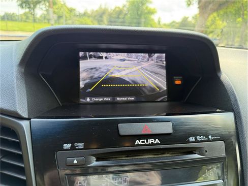 Used 2015 Acura ILX w/ Technology Package FWD image 12