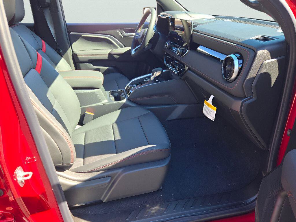 New 2026 Chevrolet Colorado Z71 w/ Technology Package AWD/4WD image 8