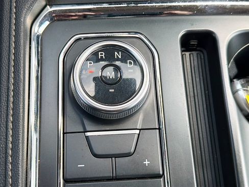 Used 2024 Ford Expedition Max XLT AWD/4WD image 30