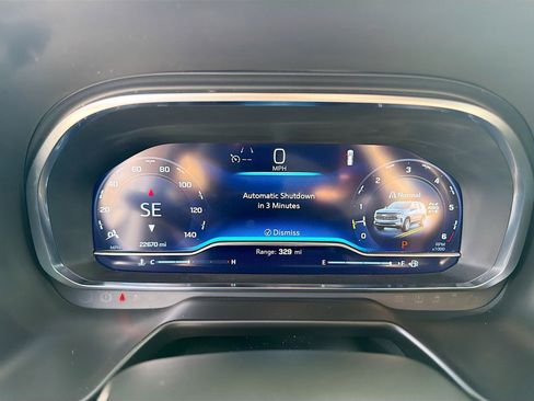 Used 2024 Chevrolet Suburban Z71 w/ Luxury Package image 44