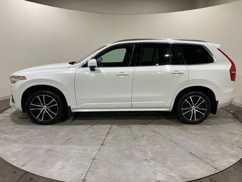 Used 2020 Volvo XC90 T5 Momentum w/ Protection Package image 8