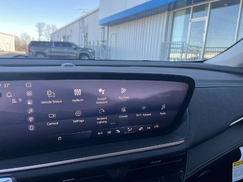 New 2026 Buick Envision Sport Touring image 10