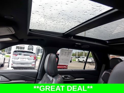 Used 2025 Ford Explorer ST AWD/4WD image 12