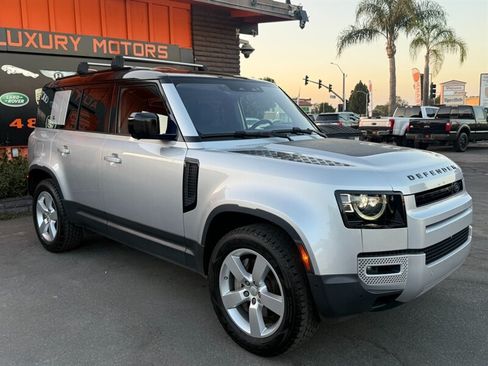 Used 2020 Land Rover Defender 110 First Edition AWD/4WD image 16