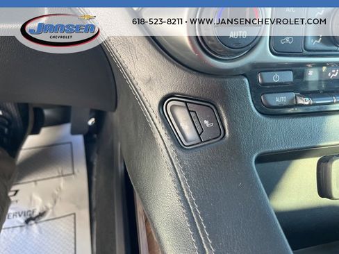 Used 2019 Chevrolet Tahoe LT image 27