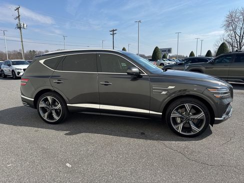 Used 2025 Genesis GV80 2.5T Prestige image 8