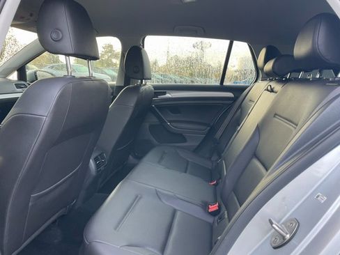 Used 2016 Volkswagen e-Golf SEL Premium image 16