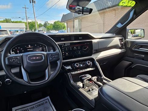 Used 2025 GMC Sierra 1500 AT4X AWD/4WD image 19