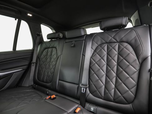 Certified 2025 BMW X5 M60i image 23