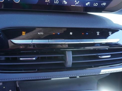 New 2026 Buick Enclave Preferred w/ Power Package image 18