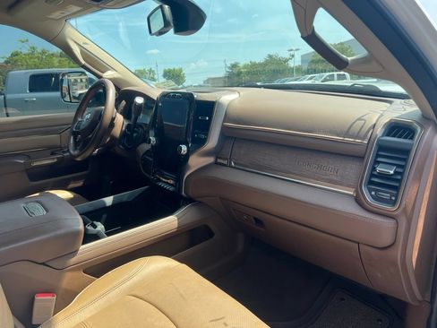 Used 2022 RAM 2500 Limited AWD/4WD image 28