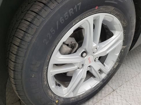 Used 2022 GMC Terrain SLE w/ Driver Convenience Package image 31