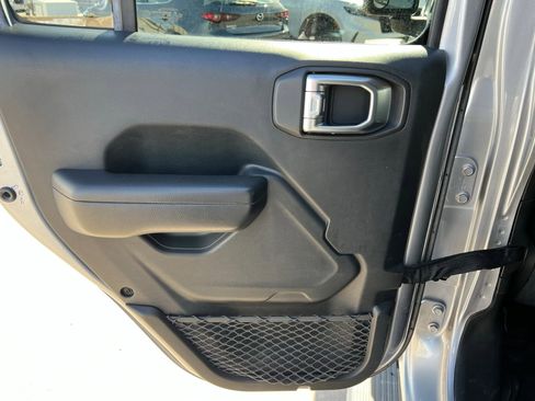 Used 2019 Jeep Wrangler Unlimited Rubicon image 20