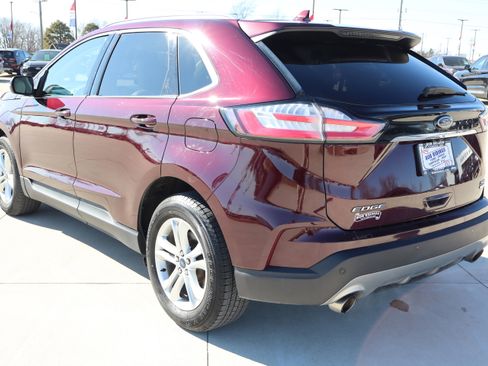 Used 2020 Ford Edge SEL w/ Convenience Package image 7