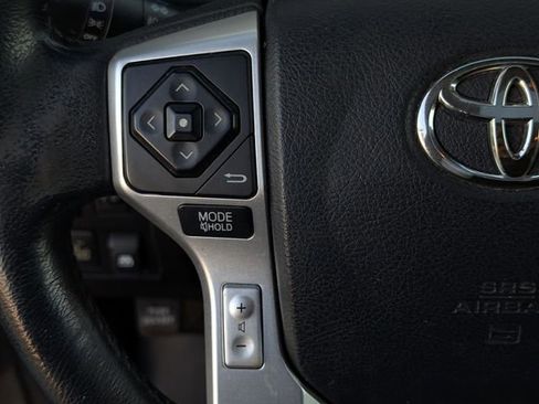 Used 2015 Toyota Tundra Platinum image 20