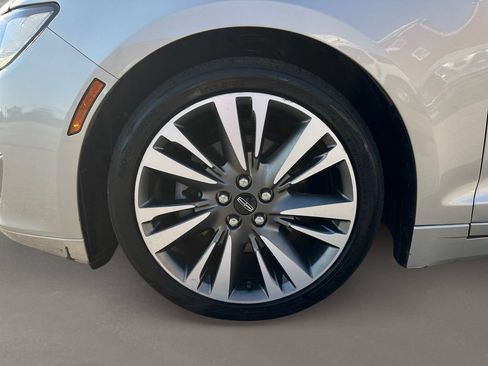 Used 2017 Lincoln MKZ Select FWD image 10