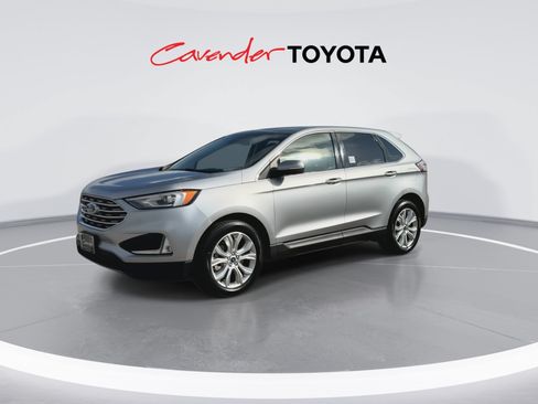 Used 2022 Ford Edge Titanium AWD/4WD image 4