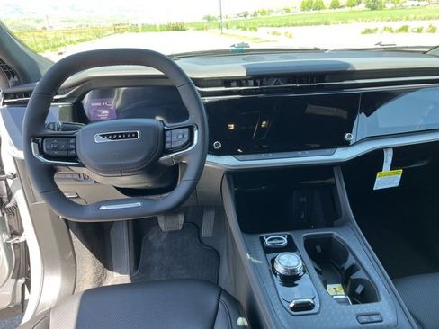 New 2025 Jeep Wagoneer S Launch Edition image 21