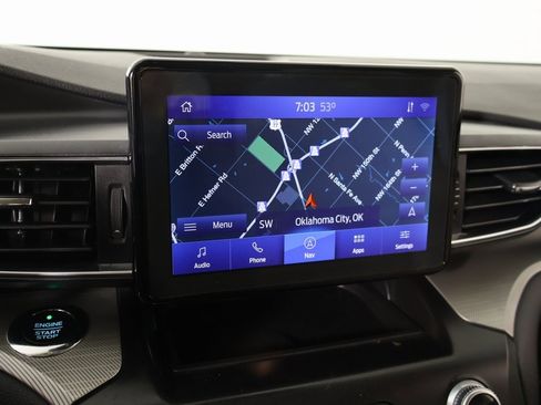 Used 2020 Ford Explorer XLT w/ Equipment Group 202A image 7