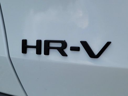 New 2027 Honda HR-V Sport image 8
