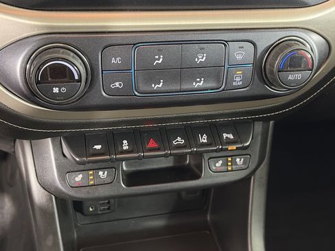 Used 2021 GMC Canyon Denali image 24