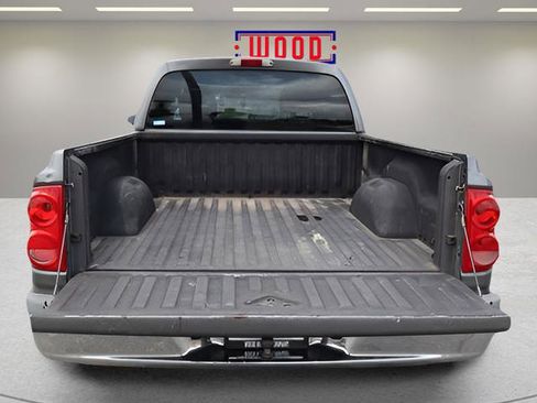 Used 2005 Dodge Dakota SLT w/ Interior Convenience Group RWD image 12