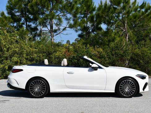 Used 2024 Mercedes-Benz CLE 450 4MATIC Cabriolet image 43