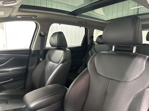 Used 2020 Hyundai Santa Fe Limited w/ Cargo Package image 19