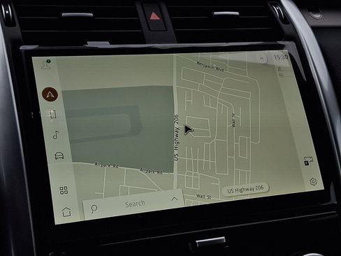 New 2026 Land Rover Discovery Limited Edition image 15