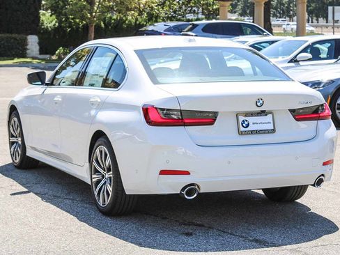 New 2026 BMW 330i Sedan RWD image 4