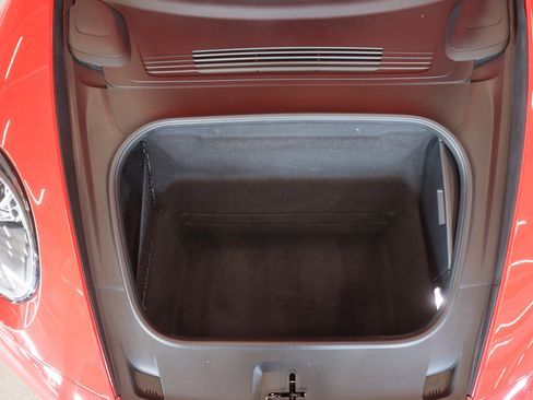 Used 2024 Porsche 911 Carrera S w/ Premium Package image 32