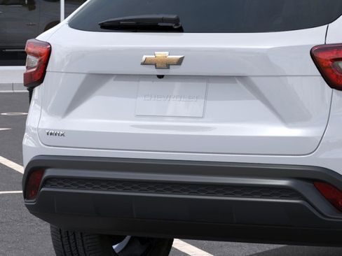 New 2026 Chevrolet Trax LS w/ LS Convenience Package image 40