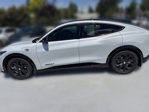 Used 2022 Ford Mustang Mach-E Premium AWD/4WD image 5