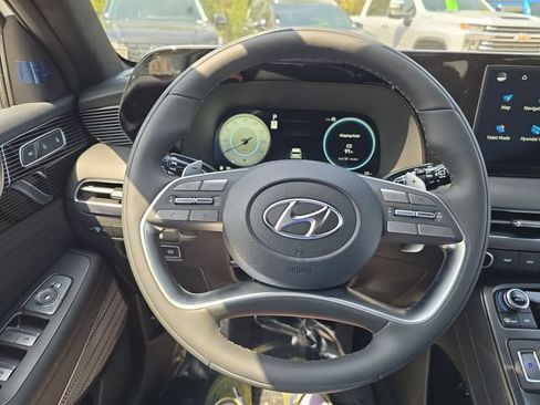 Used 2025 Hyundai Palisade Calligraphy AWD/4WD image 14