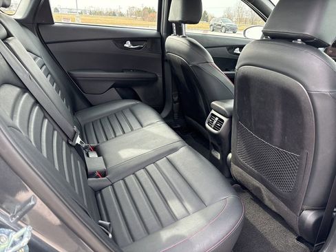 Used 2022 Kia Forte GT image 11