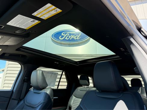 New 2026 Ford Explorer ST-Line image 16