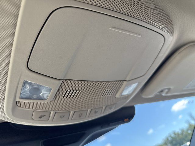 Used 2023 Lincoln Nautilus FWD w/ Premium Package image 21