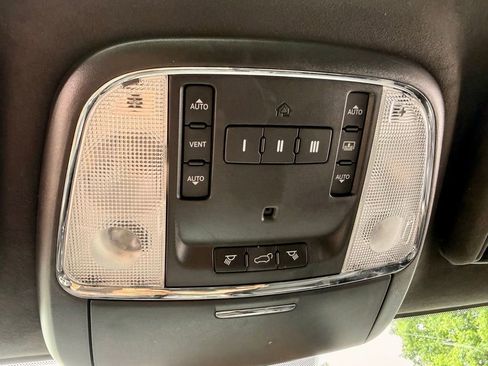 Used 2015 Jeep Grand Cherokee Summit w/ Platinum Series Group AWD/4WD image 27