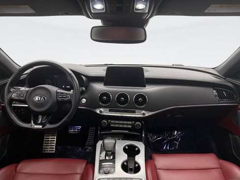 Used 2020 Kia Stinger GT2 AWD/4WD image 14