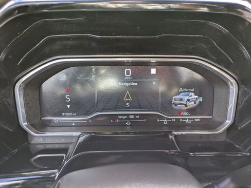 Used 2023 GMC Sierra 1500 Elevation image 18