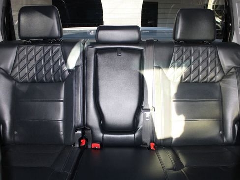 Used 2014 Toyota Tundra Platinum image 26